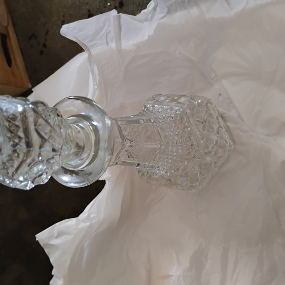 Elegant Crystal Glass Vase - Picture 6 of 6